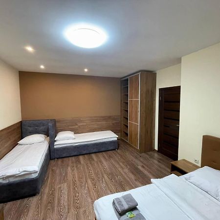 Apartments In Uzhgorod For You. Bagian luar foto