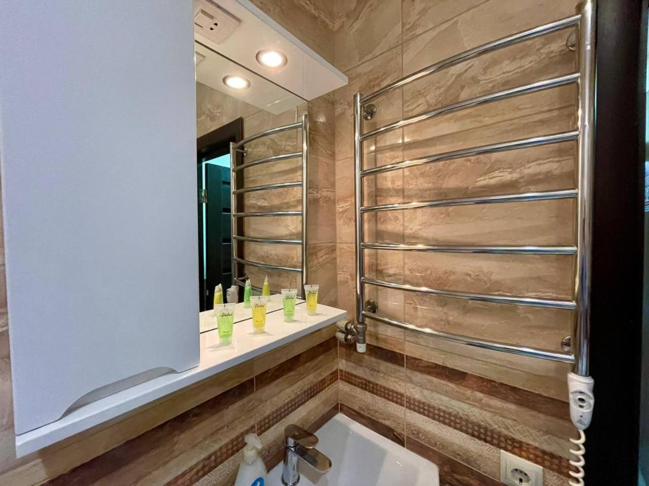Apartments In Uzhgorod For You. Bagian luar foto