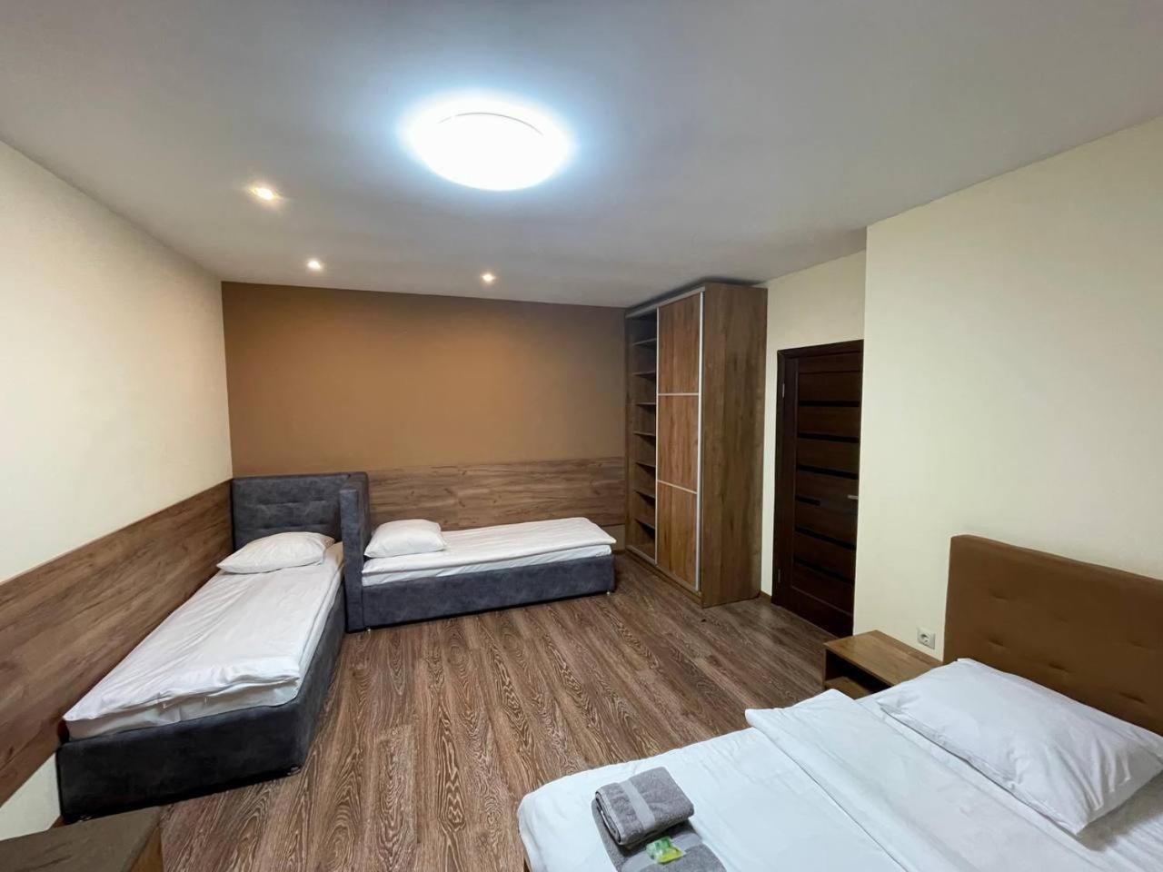 Apartments In Uzhgorod For You. Bagian luar foto